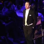 Buehnenball, Christopher Hutchinson sing "una furtiva lagrima" --- Foto STAUDT